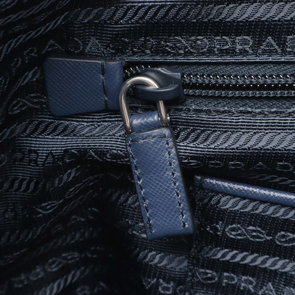 PRADA White Leather Shoulder Bag - Picture 10 of 10